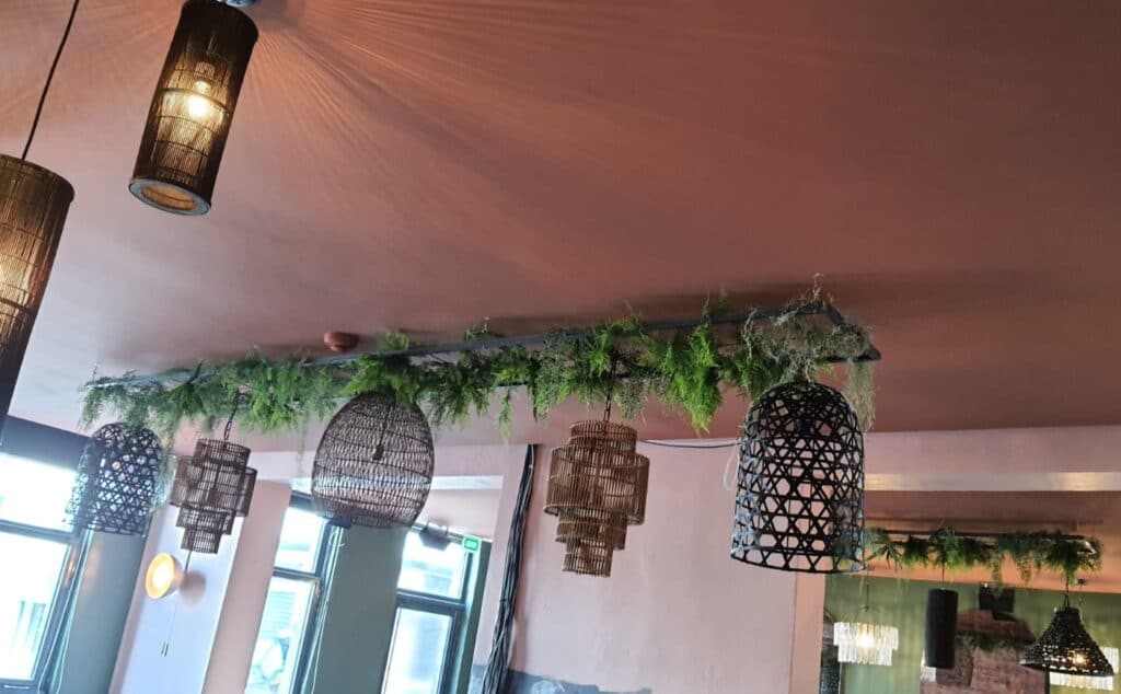 Bar décor végétal Bar décor végétal