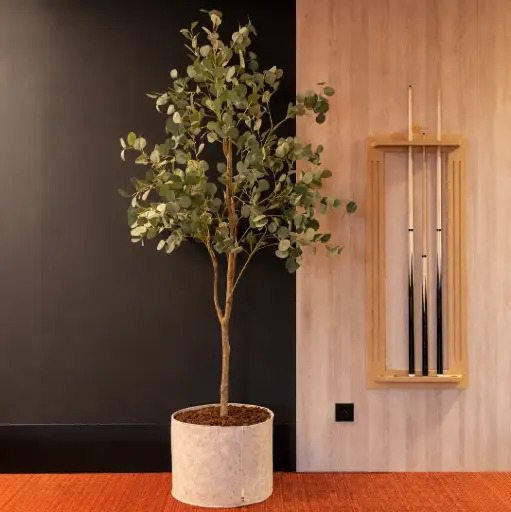 [A-AB7-TI7] L’Arbre Eucalyptus - Pot Tissu Beige - Artificiel